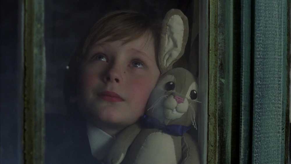 фильм про мальчика и кролика
