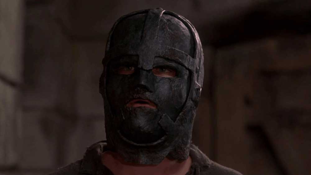 маски из фильмов Железная Маска