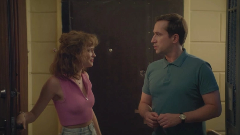 смотреть все серии комедии Соседка бесплатно