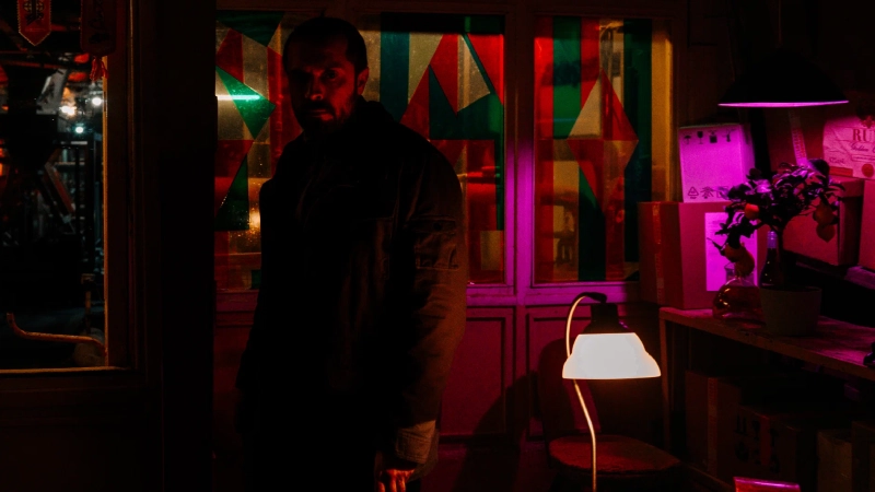 какой смысл сериала бар один звонок