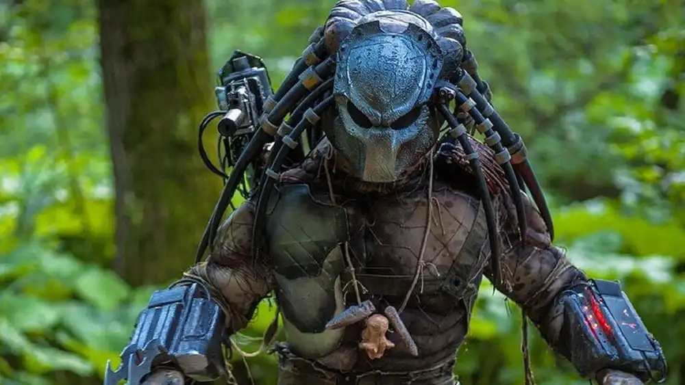 хищник в каком порядке смотреть